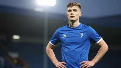 Portsmouth confirm the season-long loan signing of Brentford defender Benjamin Arthur
