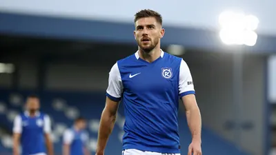Portsmouth's search for a replacement for Luke Le Roux has hit a snag after a deal for Jesper Ceesay fell through
